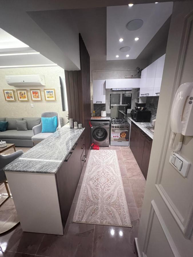 Luxury Flat With Garden And Private Entrance شقة فاخرة بحديقة و مدخل خاص Каир Экстерьер фото