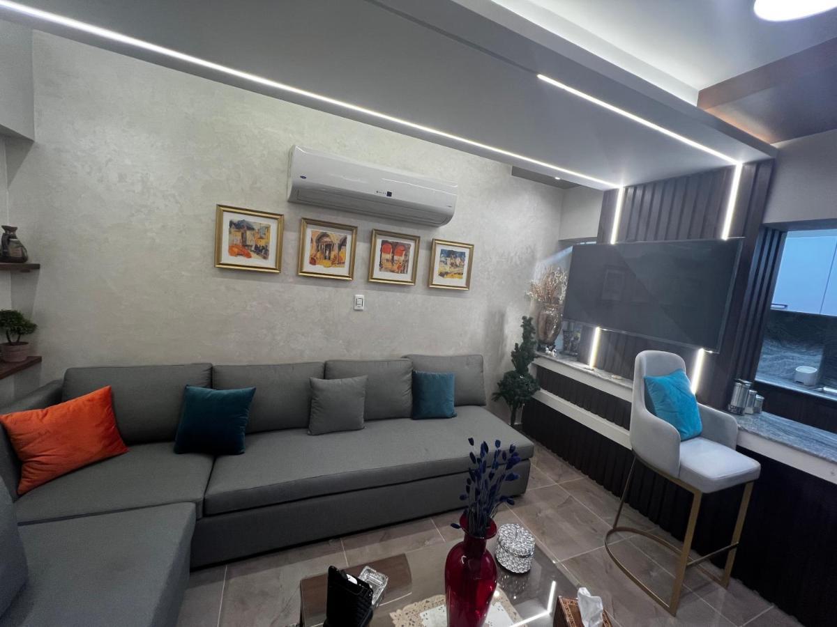 Luxury Flat With Garden And Private Entrance شقة فاخرة بحديقة و مدخل خاص Каир Экстерьер фото