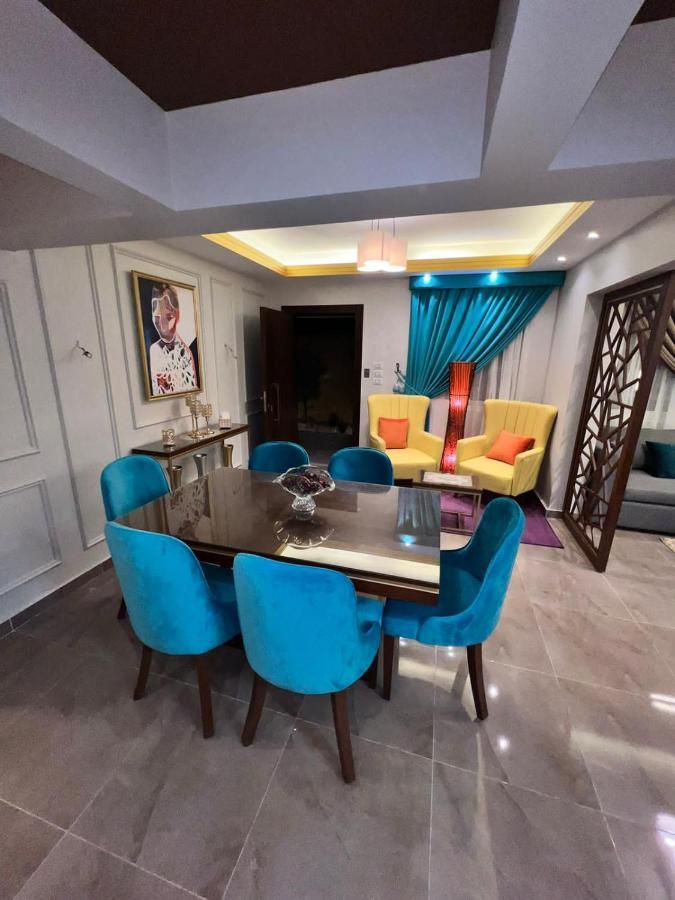Luxury Flat With Garden And Private Entrance شقة فاخرة بحديقة و مدخل خاص Каир Экстерьер фото