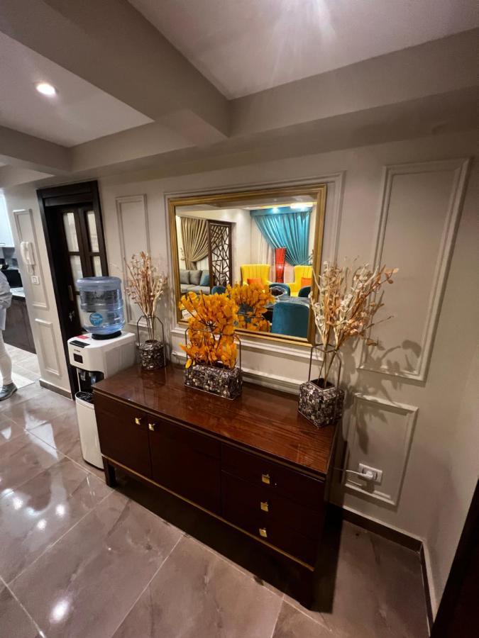 Luxury Flat With Garden And Private Entrance شقة فاخرة بحديقة و مدخل خاص Каир Экстерьер фото