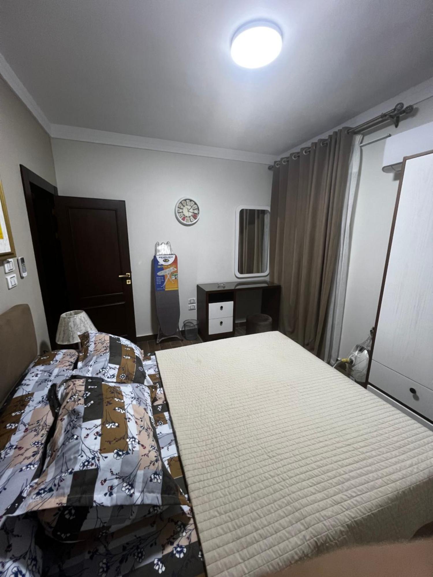 Luxury Flat With Garden And Private Entrance شقة فاخرة بحديقة و مدخل خاص Каир Экстерьер фото